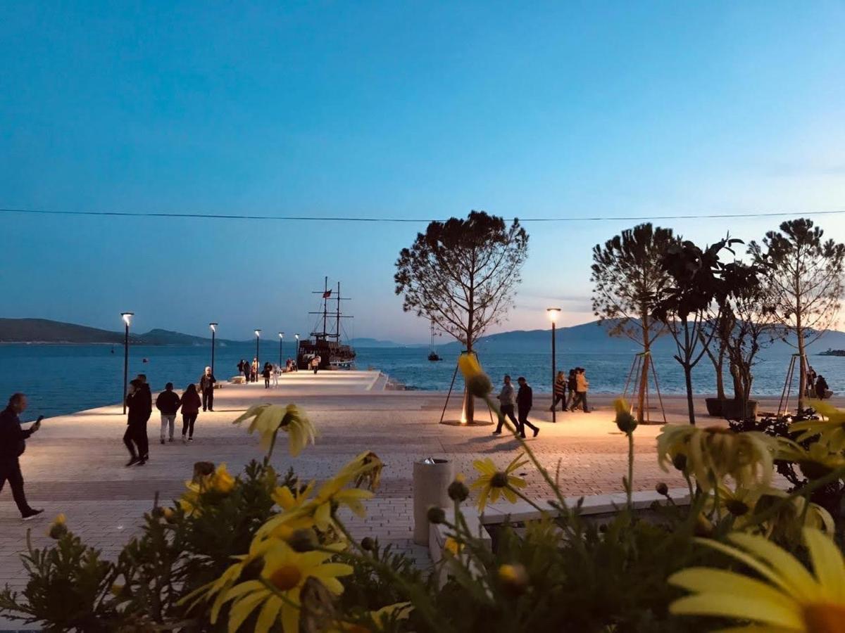 Caramel Sun Apartment Sarandë エクステリア 写真