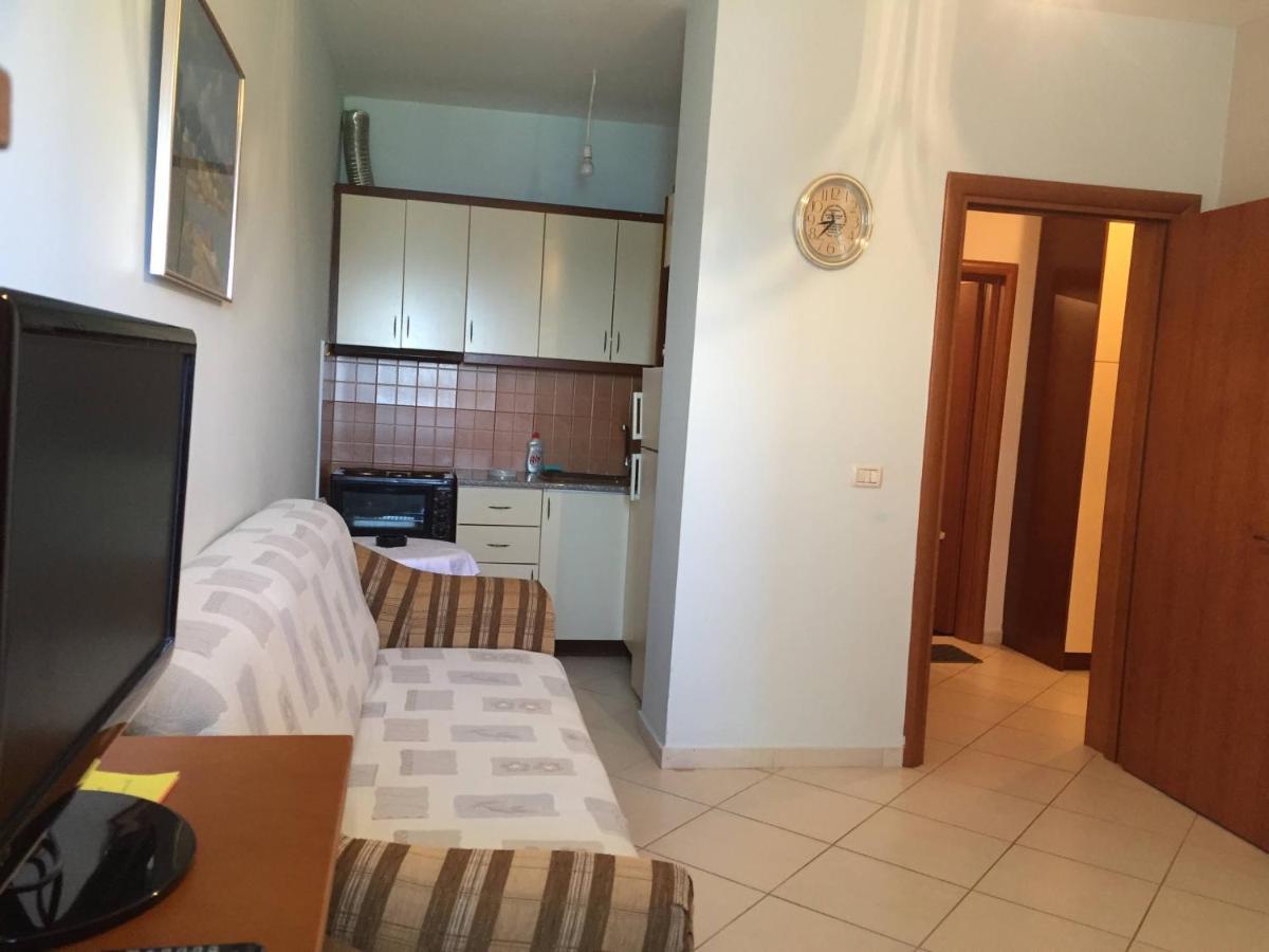 Caramel Sun Apartment Sarandë エクステリア 写真