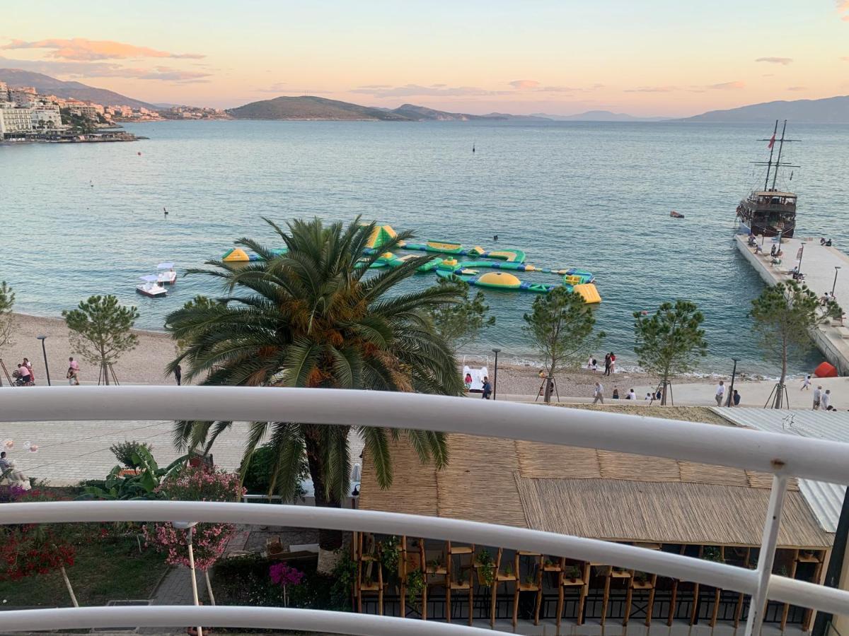 Caramel Sun Apartment Sarandë エクステリア 写真