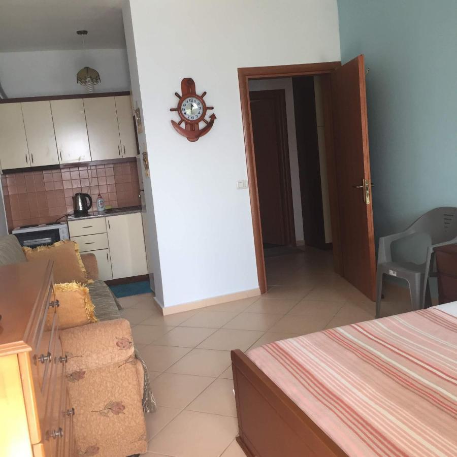 Caramel Sun Apartment Sarandë エクステリア 写真