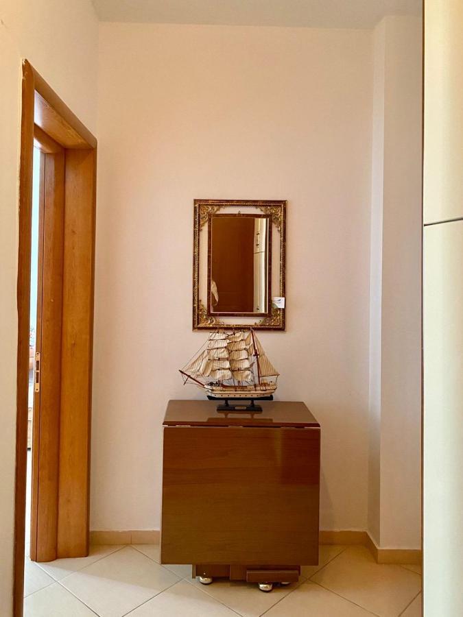 Caramel Sun Apartment Sarandë エクステリア 写真