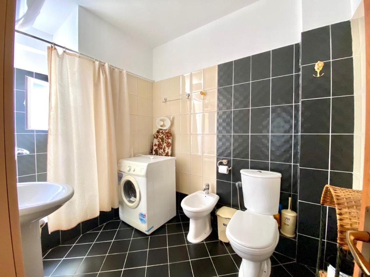 Caramel Sun Apartment Sarandë エクステリア 写真